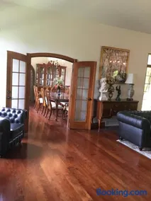 Affordable Luxury Mansion - Image 2