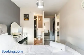 Spacious 3-bed Home - Nature Reserve Retreat - Image 4