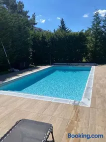 Maison - piscine privée - 6 personnes - 20 min du centre à pied - Image 4