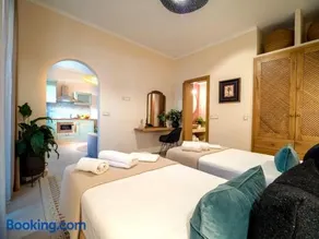 Carmena Residence - Image 4