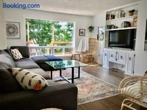 Parkman Pad in Montague - Image 1