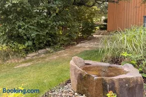 Design-Appartement im Grünen mit Schwimmteich - Image 4