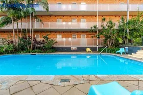 Captain's Pick at Manly Beach plus Parking - Image 4