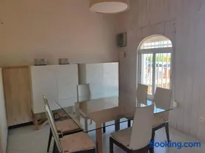 Casa en Primera Línea de Playa - Image 2