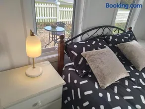 D"s cottage - Self contained guest suite - Image 5