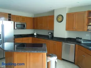 Calfia Condo - Image 4