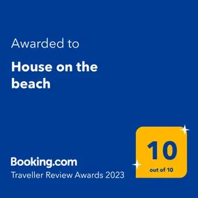 House on the beach - Image 1