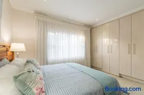 Oceanview B&B - Image 1