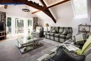 Roundhill Coach House - Image 4
