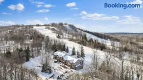Cozy Ski Lodge Condo I Alpen Villas at Powderhorn Mountain - Image 1