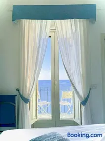 La Clarissa Amalfi Dreams - Image 2