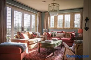 Costers Lodge - Image 2