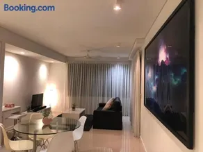 One-bed apartment at Darwin Waterfront Precinct - Image 1