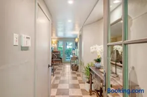 5529 Cypress Cottage - Image 4