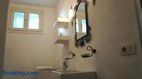 JD Suite Apartment near Ferrari - Private Parking - Self Check in H24 - Image 2