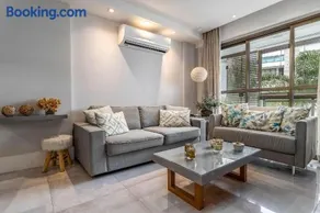 Lindo quarto e sala no coração de Itaipava - Image 2