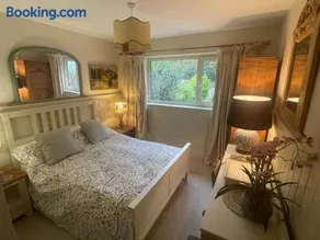 Crispins Corner - Image 1