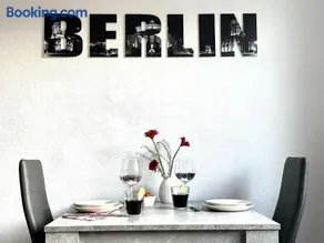 "IDEAL42" - Berlin für Zwei - citynah, verkehrsgünstig, Supermarkt, Self Check-In, WLAN - Image 2