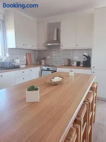 kiki and cocos beach house - Image 1