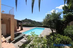La Villa Tara 4 chambres piscine privée vue panoramique sur les collines de Grimaud - Image 1