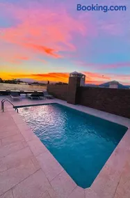 Luxurious Penthouse - Image 2