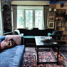 The Captain's House - Image 5