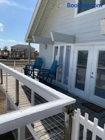 Salty Poodle Cottage - Image 4