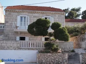 Apartments Lumbarda Beach - Image 2