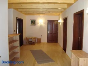 Pensiunea Sapte Flori - Image 2