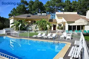 Bella villa con piscina, biliardo, ping pong e calcio balilla - Image 1