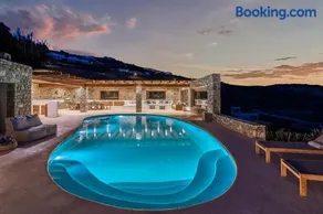 Christina's Panormos Villa - Image 2