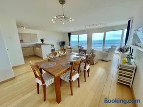 3BR Zeedijk apartment Ocean View - Image 1