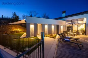 Larya House - Image 2