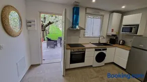 Beautiful 38 m2 independent 2-room apartment - Image 1