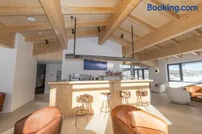 Carruthers Chalet - Image 3