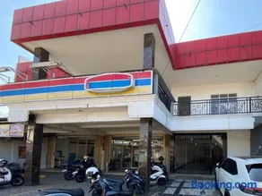 Urbanview Bangsal Mojokerto - Image 2