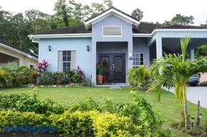 Escapehaven Villa, Peaceful Stay Near Ocho Rios Beaches - Image 2