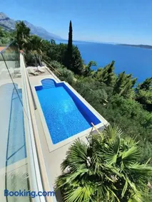 5 stars 2 bedrooms villa BLUE DREAM village Pisak Croatia - Image 3