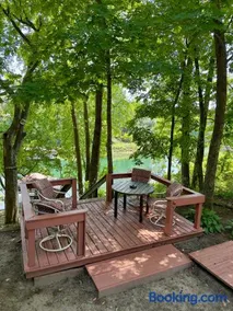 TROUT HAVEN Riverfront Oasis - Image 3