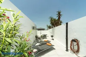 Luxury Beach La Concha Playa Honda - Image 1