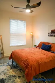The Sunflower Suite - Image 3