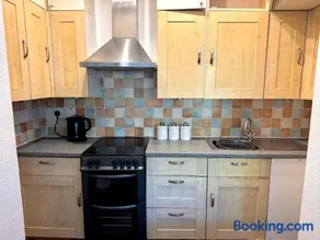 Worthing - Garden Pad Studio with FREE on street PARKING - Image 3