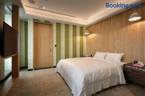 520 Motel - Image 2