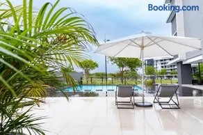 Prime location Ritzy Umhlanga Bachelor - Image 1