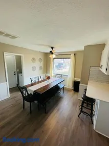 Full HOME with 2 KING BEDS and a POOL - Image 4