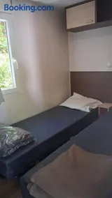 C10 Tiny House Parc des Roches - Image 3