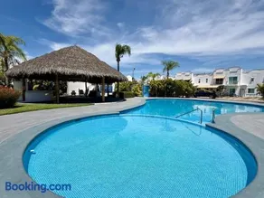 Relaxing 3BR Vacation Home w Pool, BBQ, King Suite Near Beach Nuevo Vallarta - Image 1