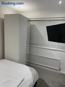 Tilbury Docks Rooms for Short letting - Image 3