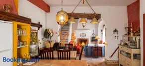 Charming House in La Campana with Mountain View - Image 1