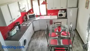 Appartement charmant à Villeneuve avec jardin - Image 2
